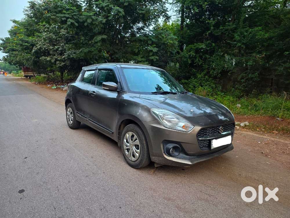 Maruti Suzuki Swift Vxi + Manual, 2022, Petrol