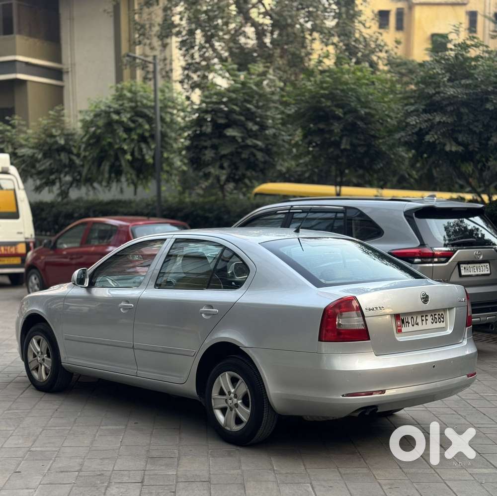 Skoda Laura 1.8 Tsi Ambiente, 2012, Petrol