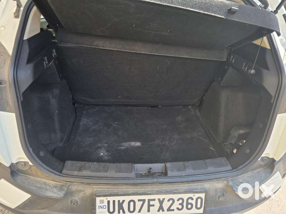 Tata Nexon Petrol 2024