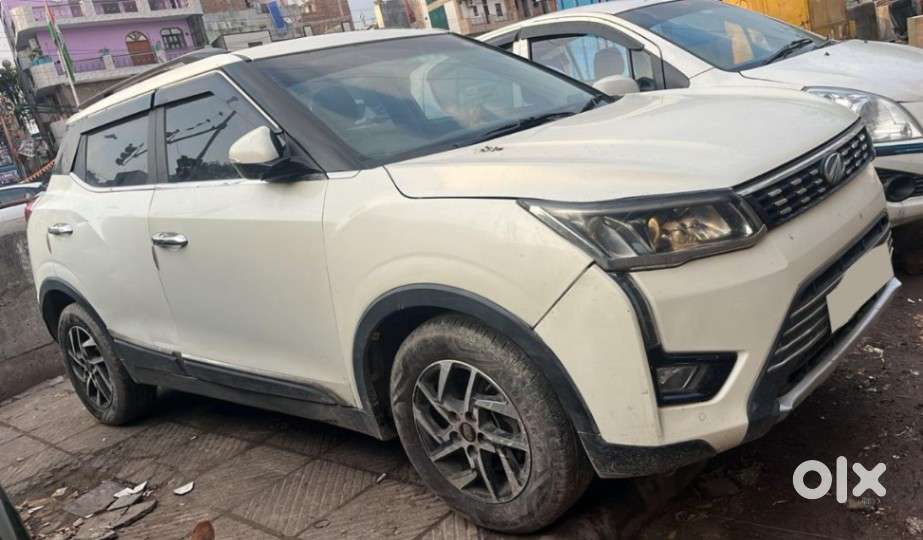 Mahindra Xuv300 W8 Option, 2022, Petrol