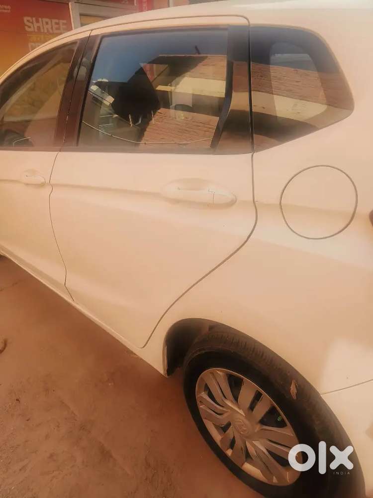 Honda Jazz Privilege 2015 All Tyres New
