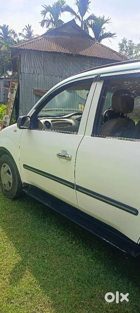 Mahindra Xylo 2015