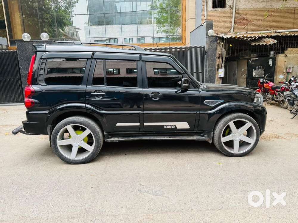 Mahindra Scorpio 2019 Diesel 102500 Km Driven