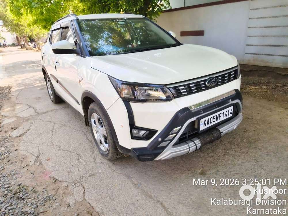 Mahindra Xuv300 2022 Diesel Well Maintained