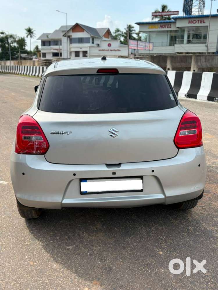 Maruti Suzuki Swift Amt Vxi, 2018, Petrol