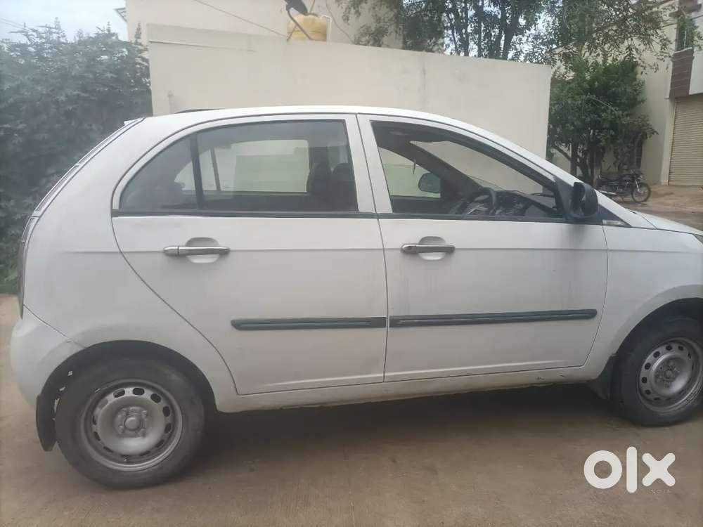 Tata Indica Vista TDI LS 2014 year