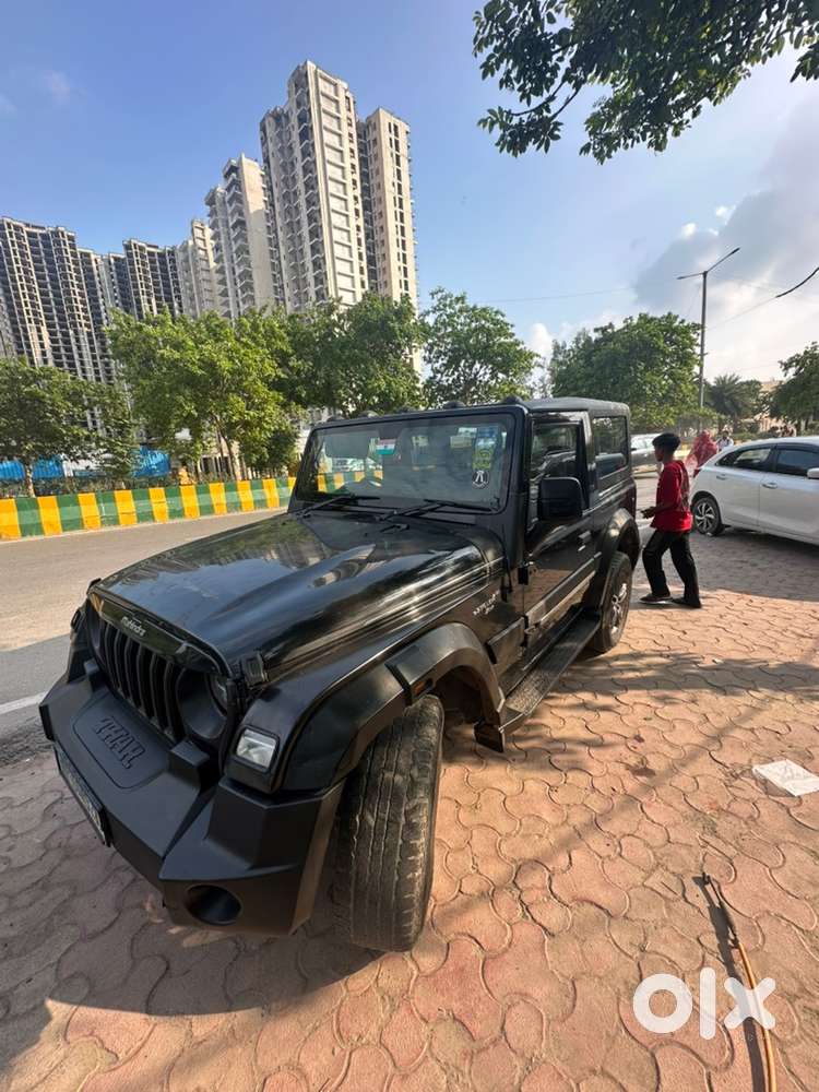 Mahindra Thar Petrol 2022