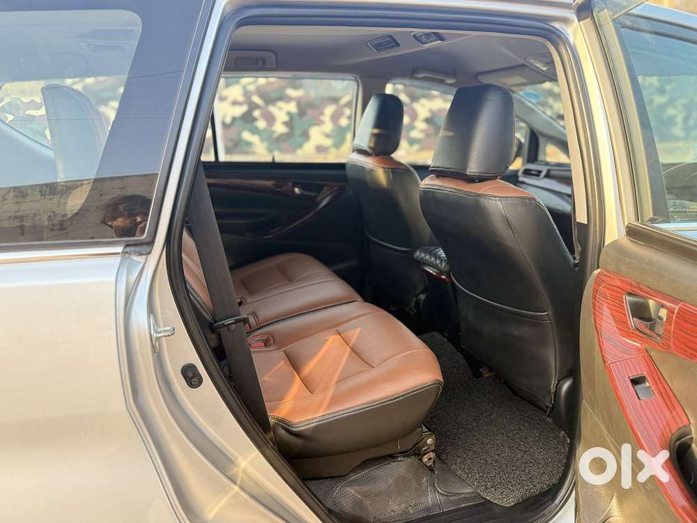 Toyota Innova Crysta 2.8 Gx At 8s, 2019, Diesel