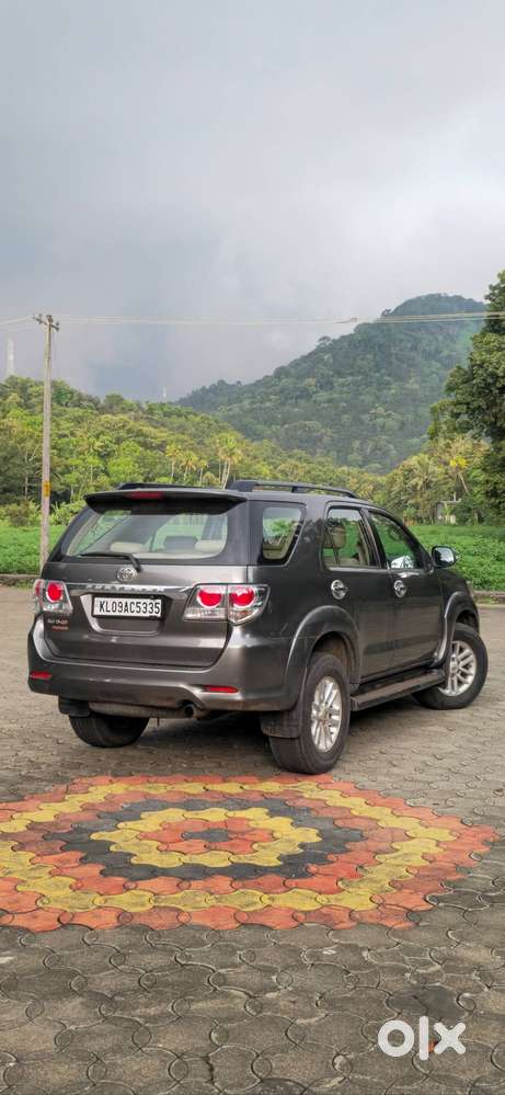 Grey Metallic Fortuner 2012 Model Automatic