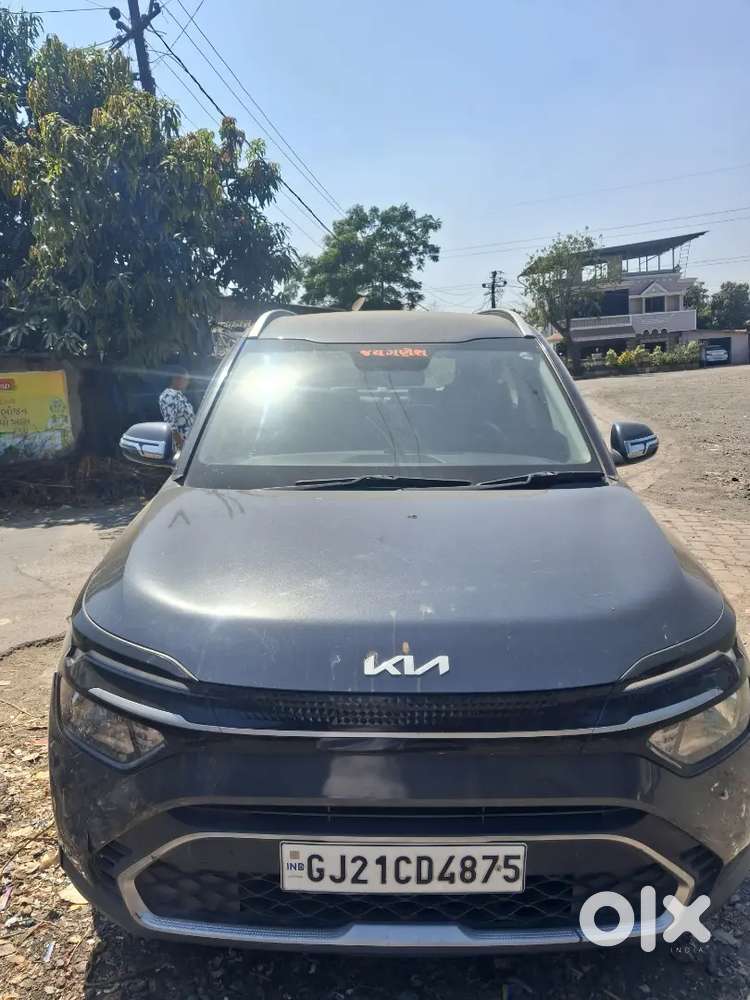 Kia Carens 2022 Diesel 85053 Km Driven