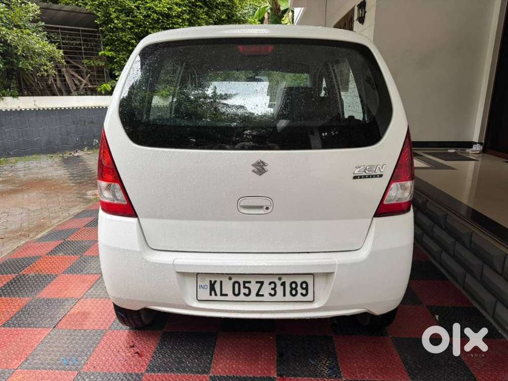 Maruti Suzuki Zen Estilo Lxi Bs Iv, 2008, Petrol