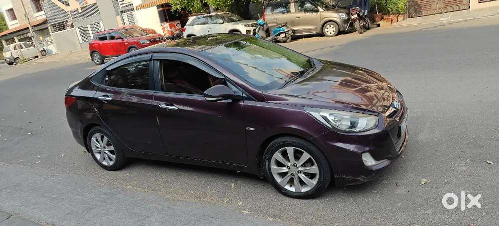I'm Selling My Hyundai Verna 1.6 Good Condition