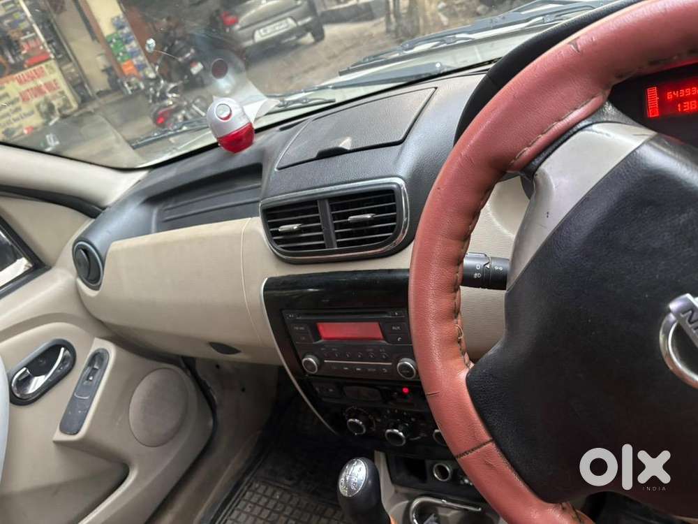 Nissan Terrano Car 2015 Cng