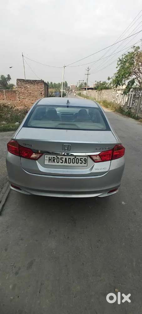 Honda City 2016  Top Model Sunroof Hr70no