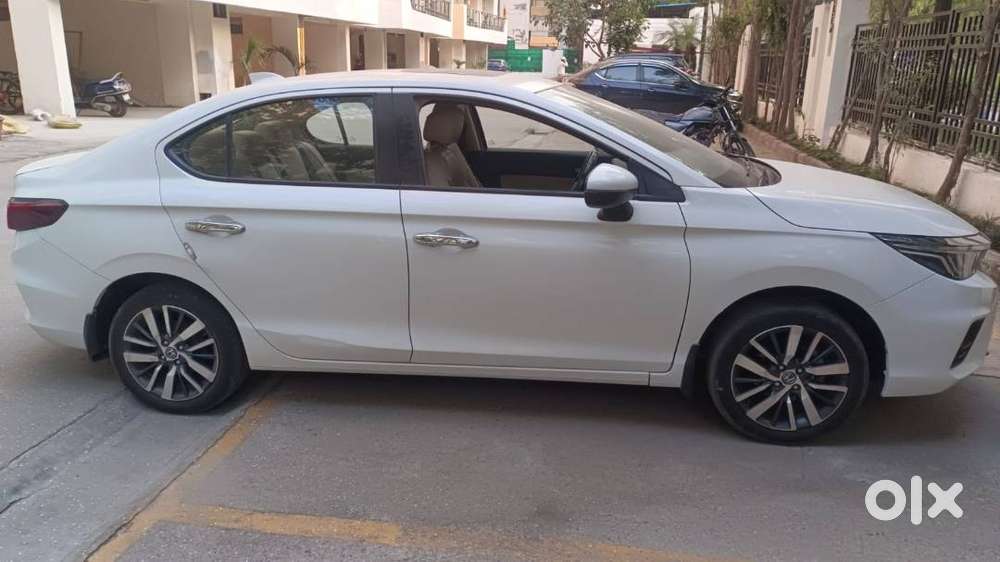 Honda City 5th Genvx Cvt I-vtec 2022 Sunroof Model