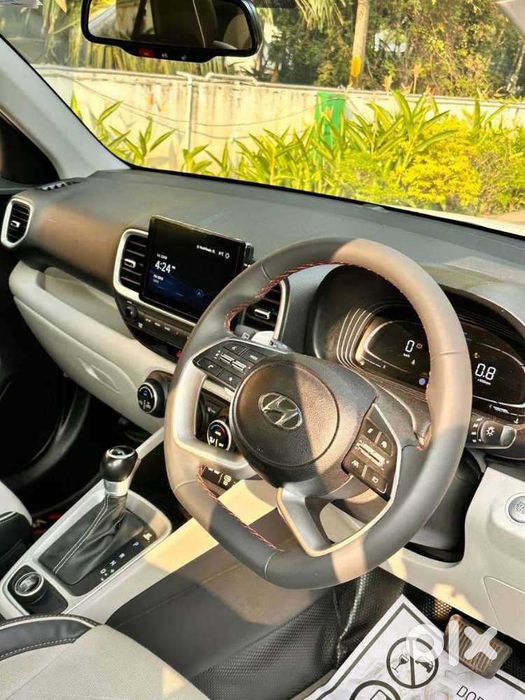 Hyundai Venue 1.0 Sx (o) Turbo Dct, 2023, Petrol