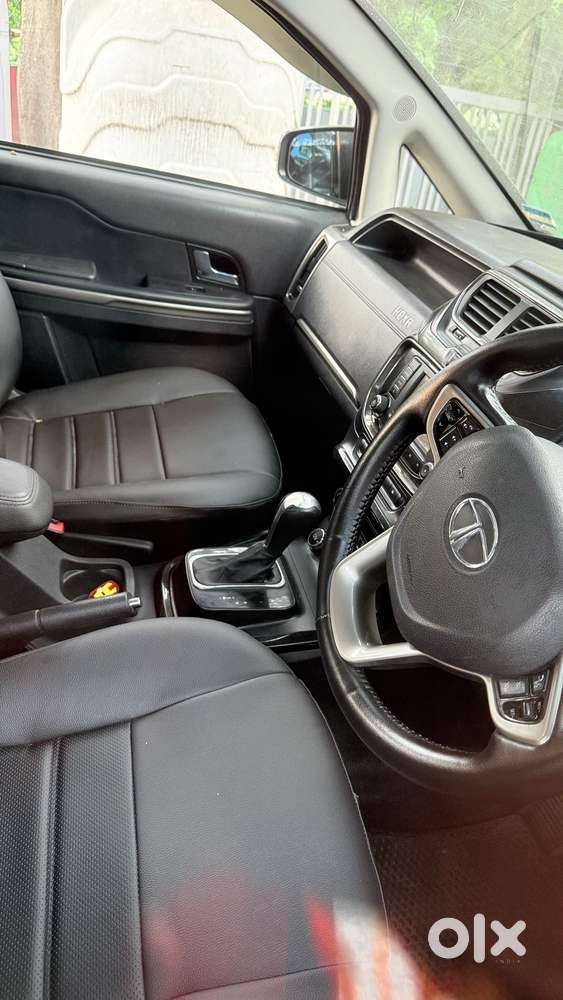 Tata Hexa 2.2 Xt 4x2 7 Str Dual Tone, 2018, Diesel