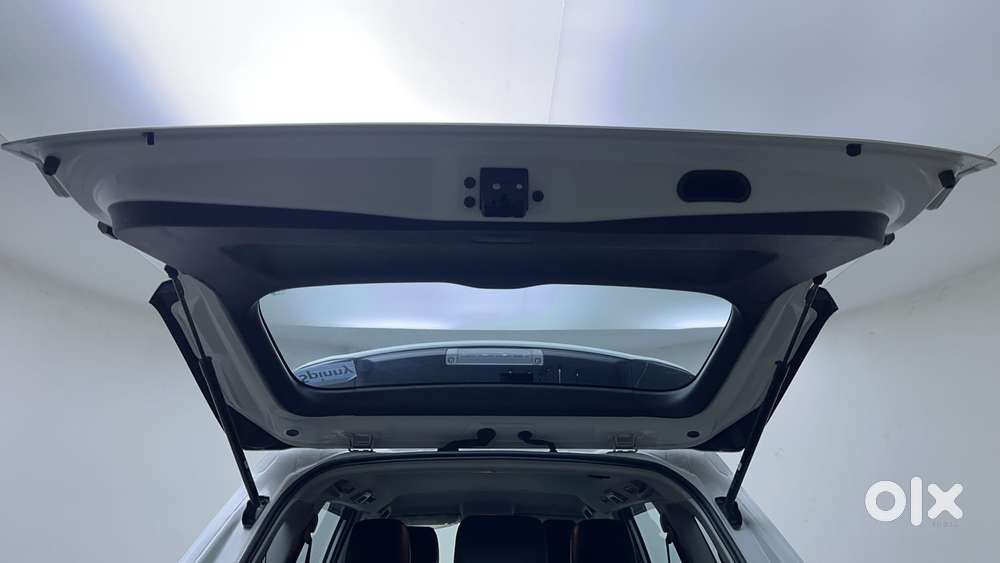 Toyota Innova Hycross 2.0 Gx 8 Str, 2024, Petrol