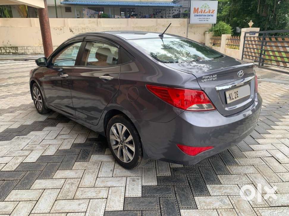 Hyundai Verna Fluidic 1.6 Vtvt Sx, 2015, Petrol