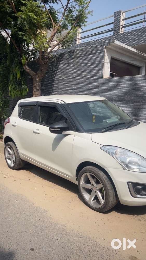 Swift 2015 Maruti Suzuki Manual Petrol