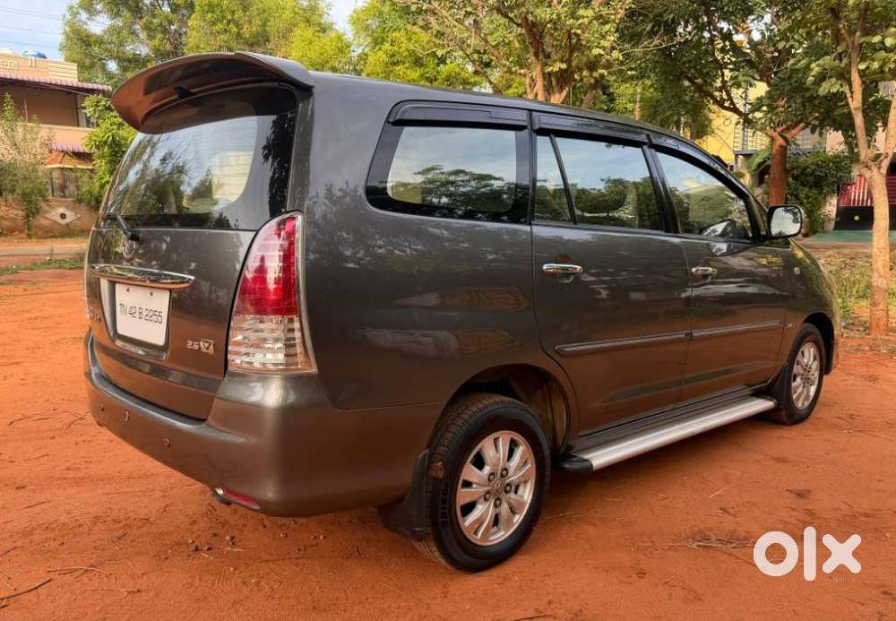 Toyota Innova 2.5 V 7 Str, 2009, Diesel