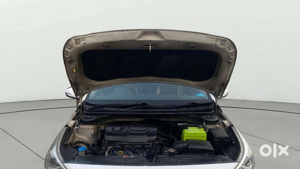 Hyundai Verna 1.6 Sx (o) Vtvt At, 2019, Petrol