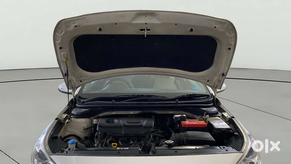 Hyundai Verna 1.6 Vtvt Sx, 2019, Petrol