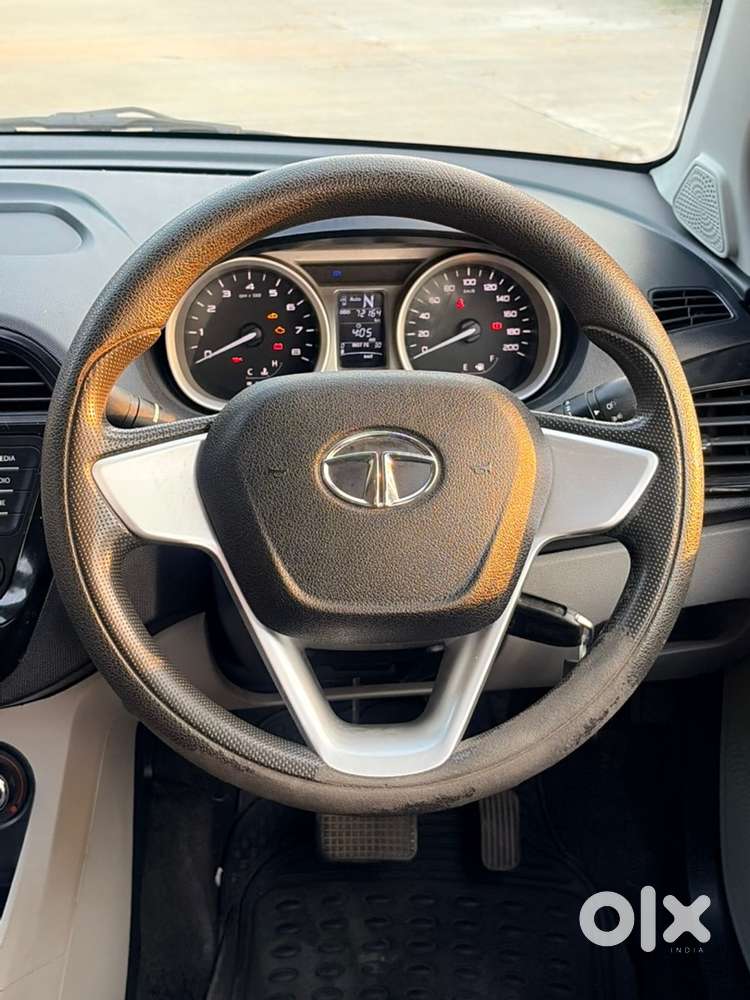 Tata Tiago Petrol 2017