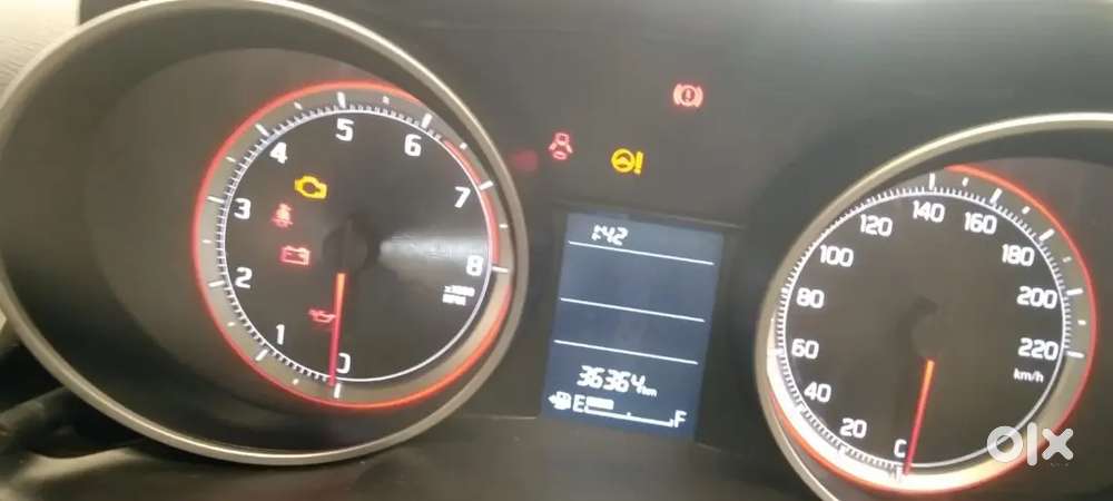 Maruti Suzuki Swift Vxi 2021