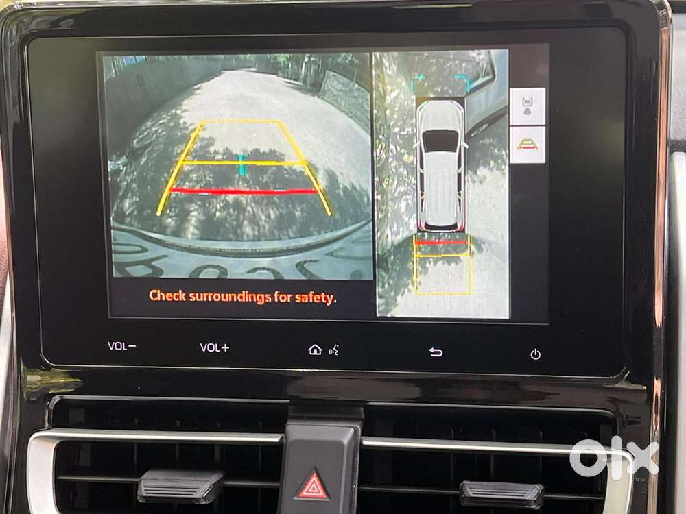 Toyota Innova Hycross 2.0 Vx Hybrid 7 Str, 2023, Petrol