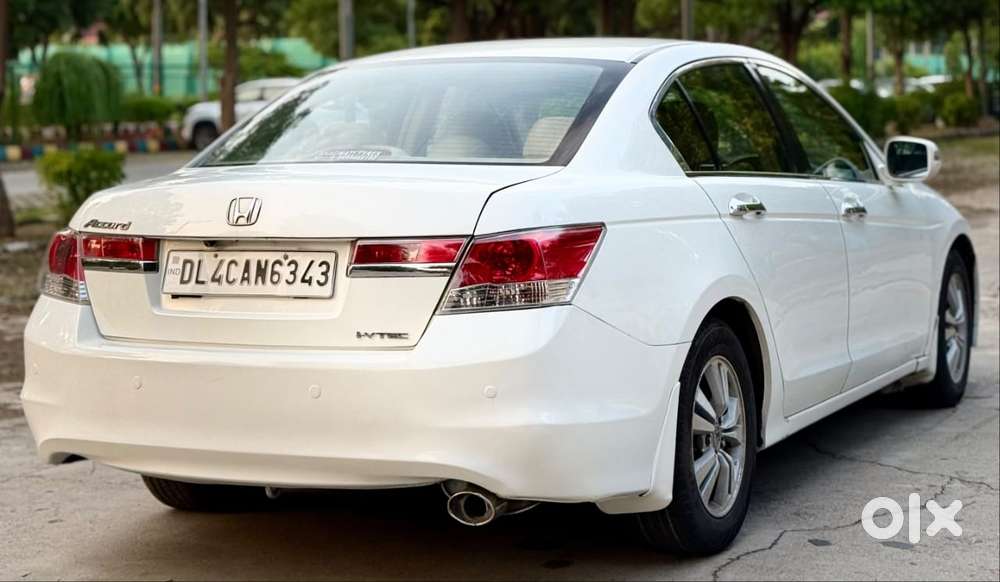 Honda Accord 2.4 Elegance Automatic, 2012, Petrol