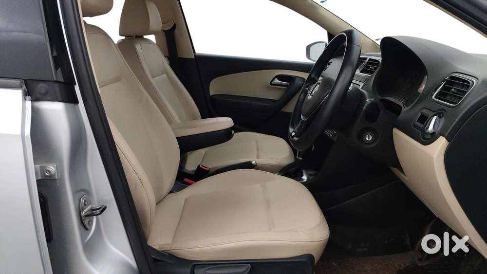 Volkswagen Vento 1.2 Highline Plus At 16 Alloy, 2019, Petrol