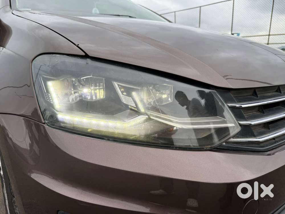 Volkswagen Vento 1.2 Highline Plus At 16 Alloy, 2017, Petrol