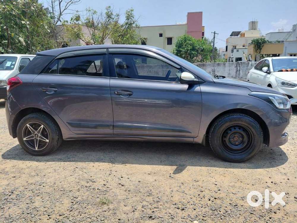 Hyundai Elite I20 Sportz (o) 1.4, 2014, Petrol