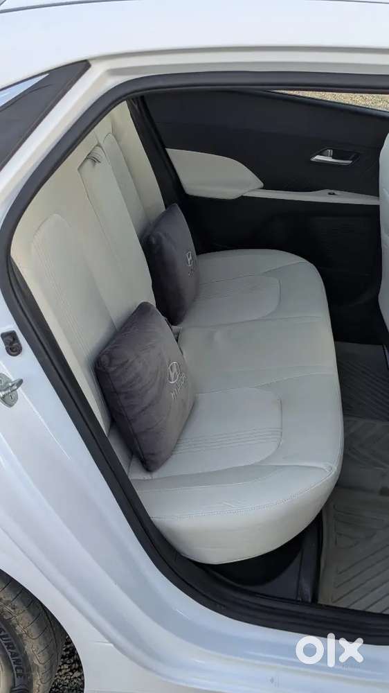 Brand New Condition  1st Owner Petrol Car 2024 Modal