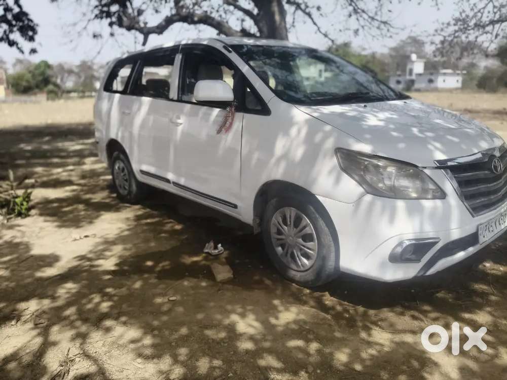 Toyota Innova 2011