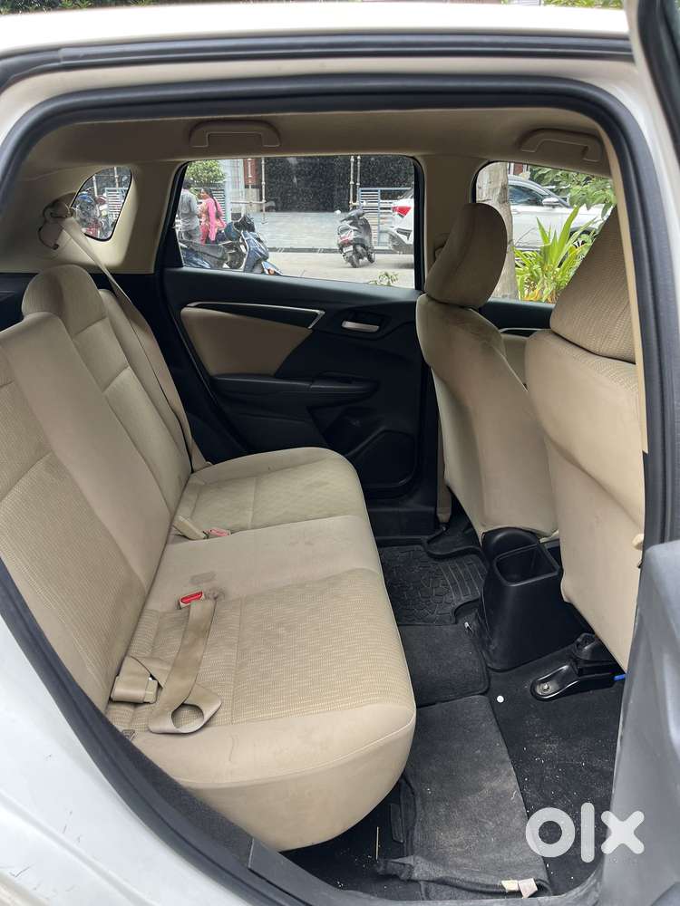 Honda Jazz V Automatic, 2016, Petrol