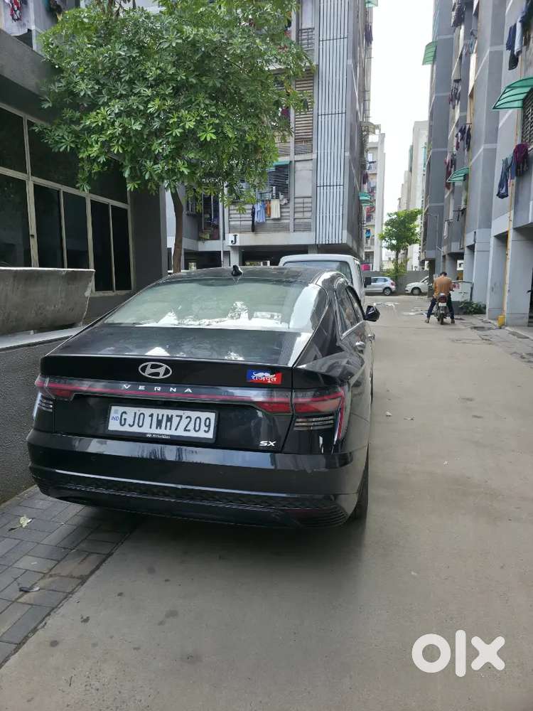 Hyundai Verna 2023 Petrol 31500 Km Driven