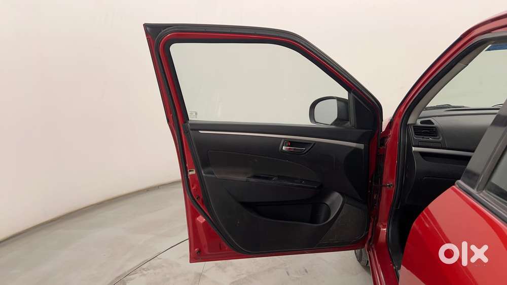 Maruti Suzuki Swift Vvt Vxi, 2012, Petrol