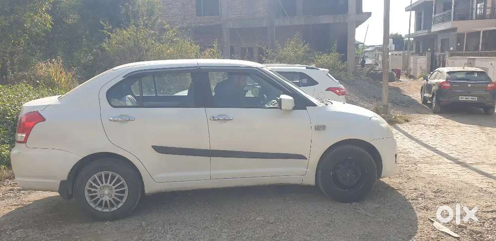 Maruti Suzuki Dzire 1.2 Vxi 2011