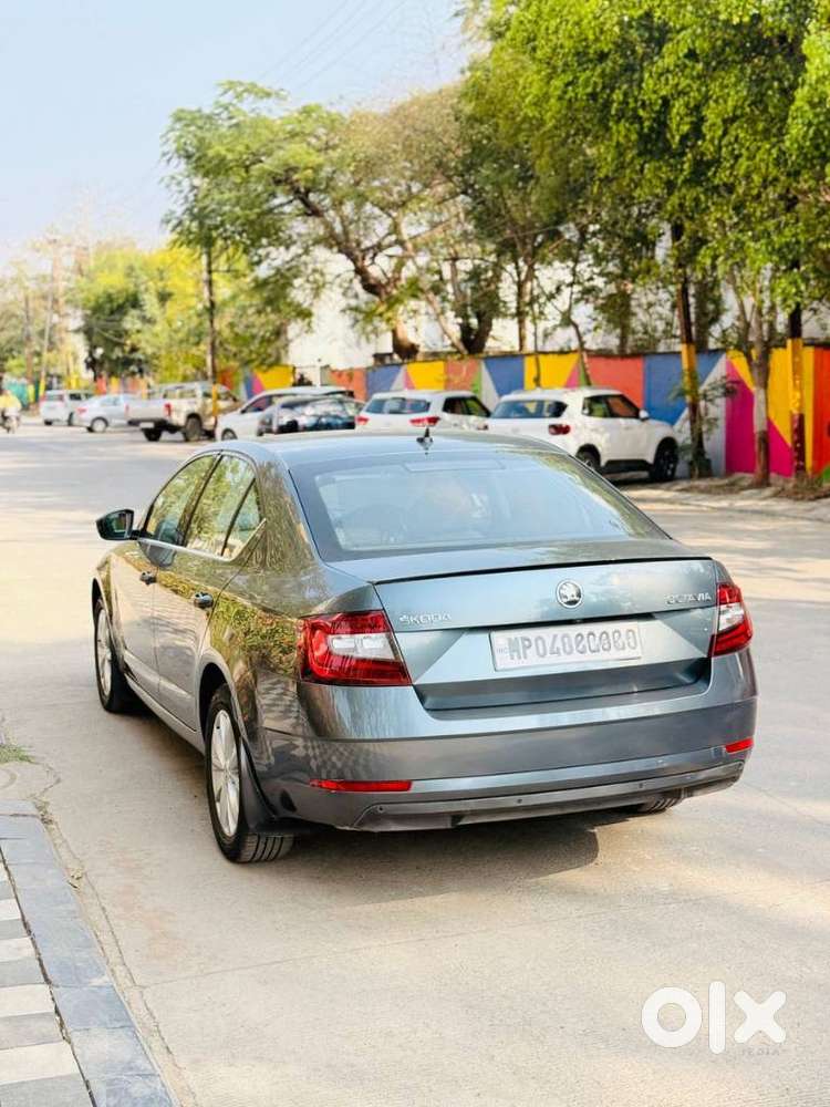 Skoda Octavia 2.0 L K Tsi At, 2019, Petrol