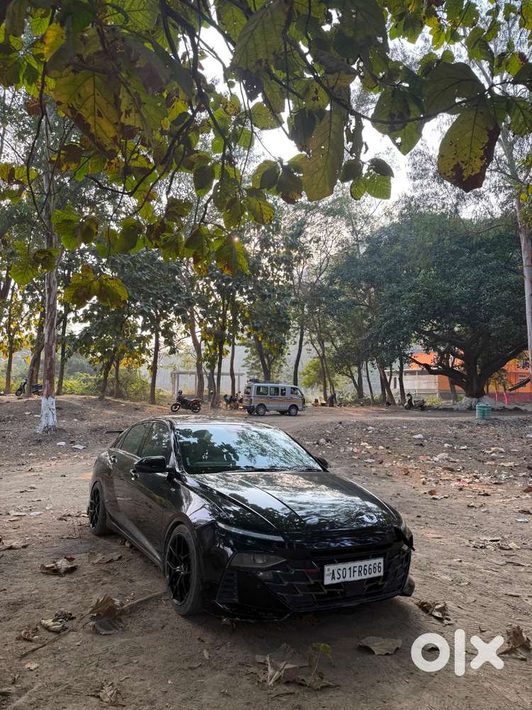 Hyundai Verna Top Variant.