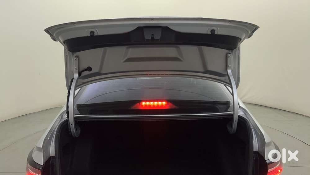 Volkswagen Virtus Highline Plus 1.0 Tsi At, 2022, Petrol