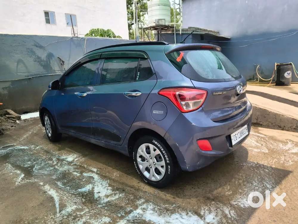 Hyundai Grand I10 2013 Petrol 65000 Km Driven