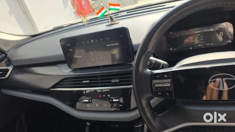 Everything Is Perfect Selling Reason Is To Buy 7 Seater