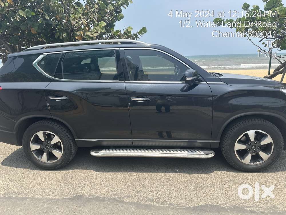 Alturas G4 At 4wd - Luxury & Powerful Suv