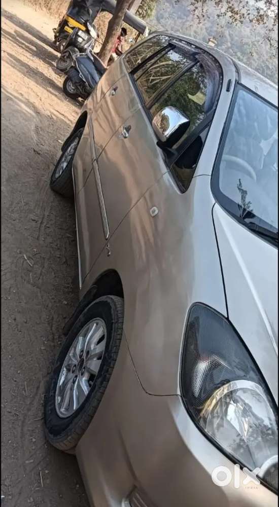 Toyota / Innova / [2009-5 Vx Diesel 7