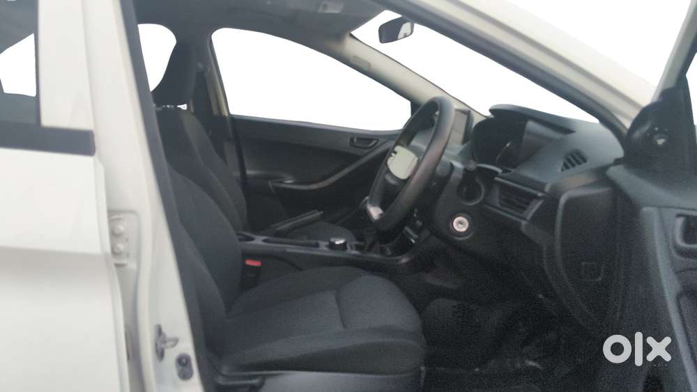 Tata Nexon Smart Plus S 1.2 Revotron Petrol 5 Mt, 2024, Petrol