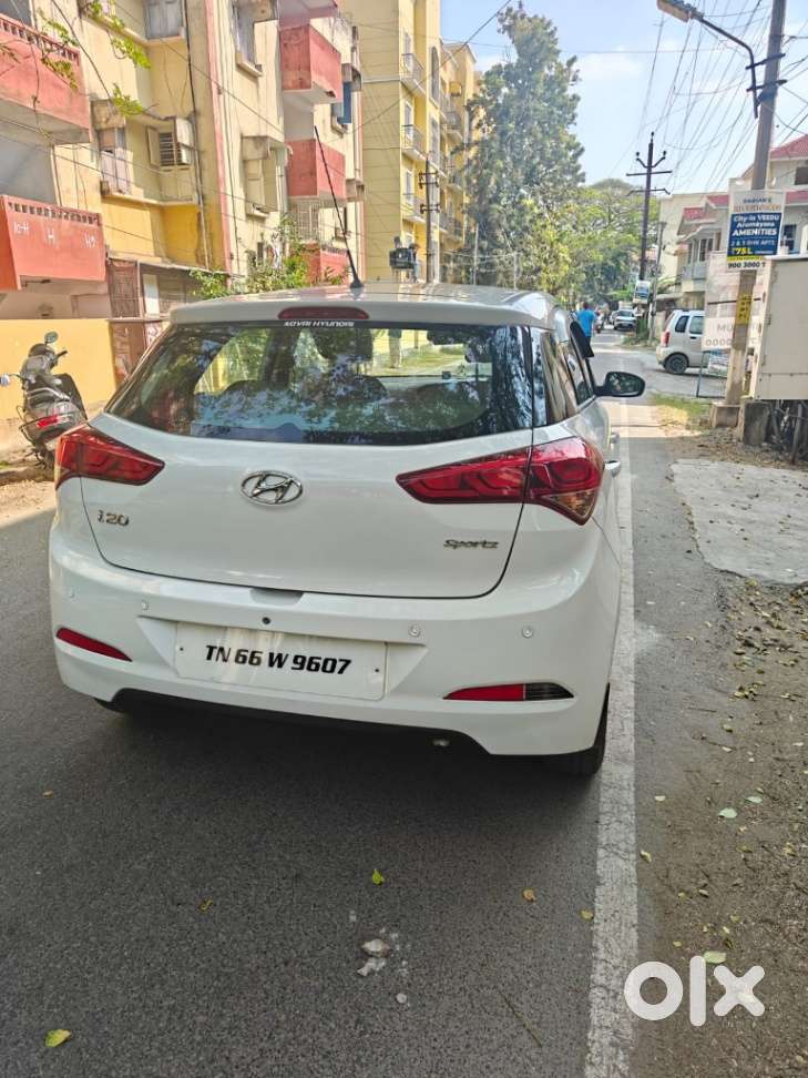 Hyundai I20 Sportz 1.2 Bs-iv, 2018, Petrol