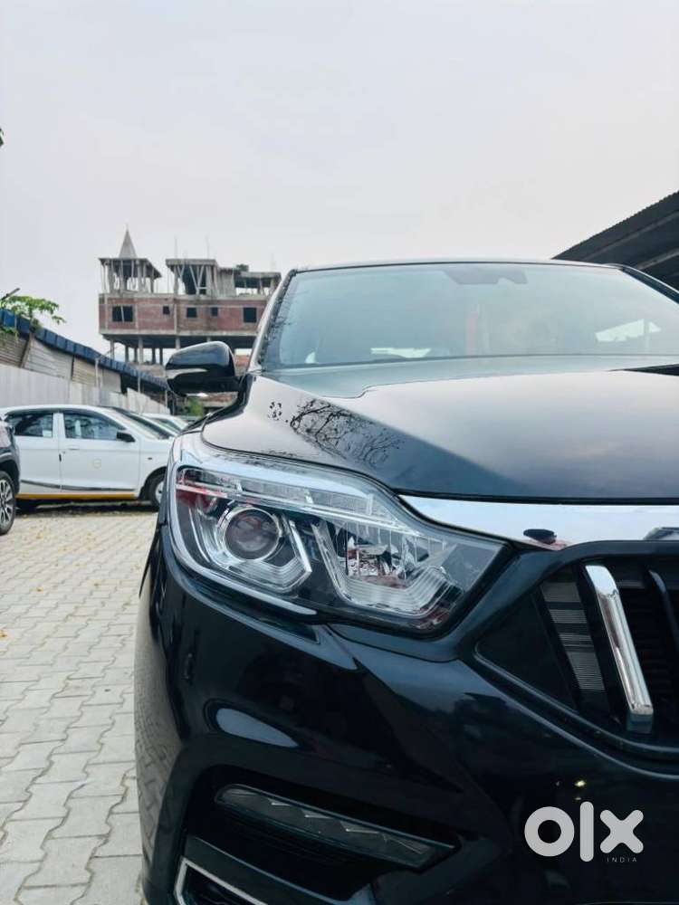 Mahindra Alturas G4 4wd At, 2019, Diesel